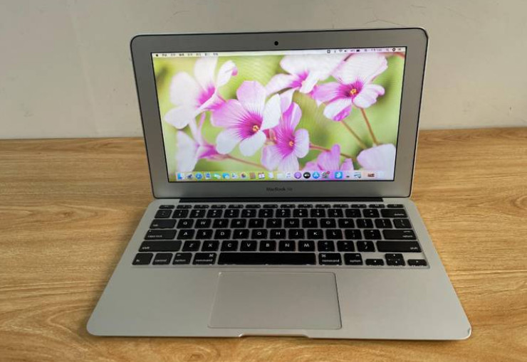 蘋(píng)果MacBook air(md711A)超薄筆記 蘋(píng)果MacBook air(md711A)超薄筆記